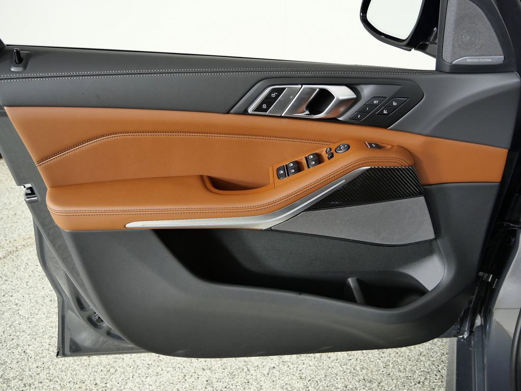 Thumbnail: 2026 BMW X5 - 34