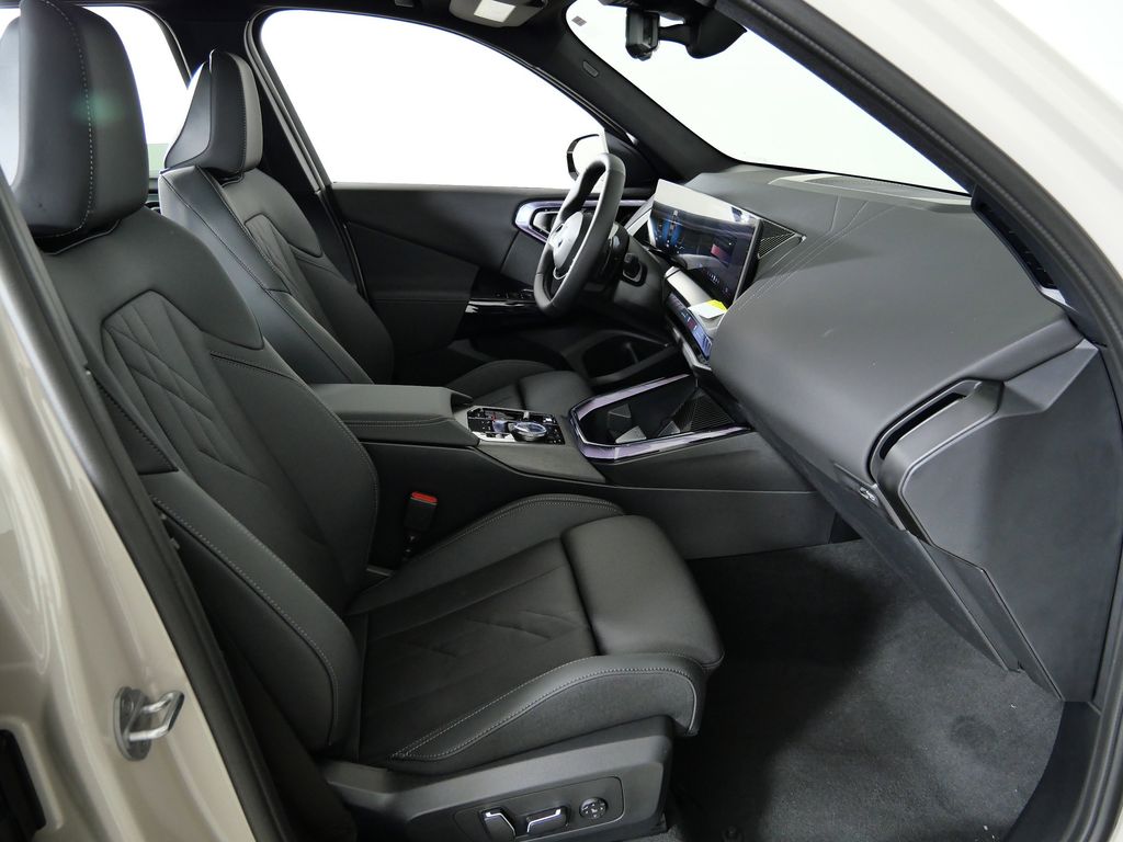 Thumbnail: 2026 BMW X3 - 21