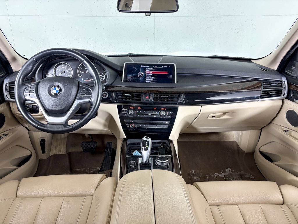 Thumbnail: 2015 BMW X5 - 9