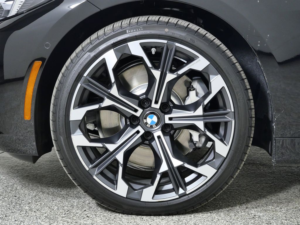 Thumbnail: 2025 BMW 4 Series - 17