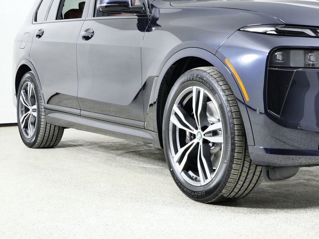 Thumbnail: 2026 BMW X7 - 7