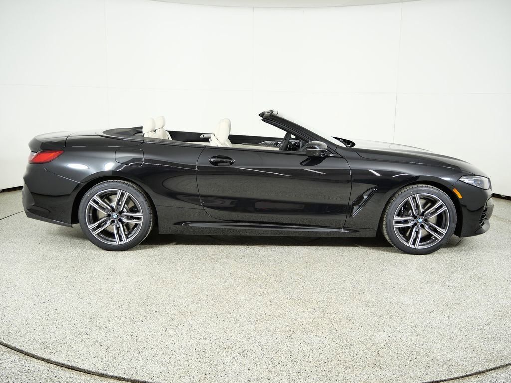 Thumbnail: 2026 BMW 8 Series - 10