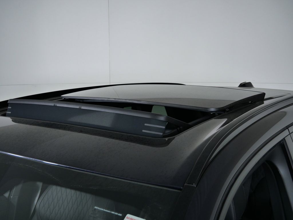 Thumbnail: 2026 BMW X5 - 18