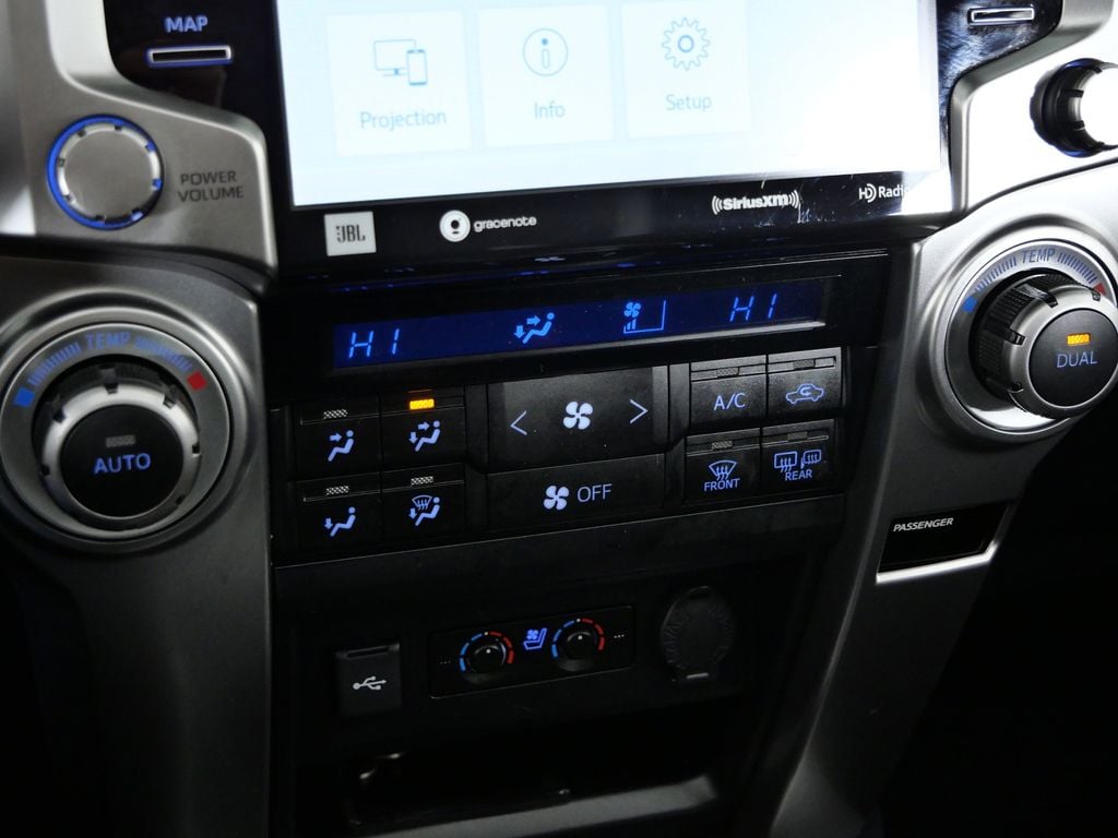 Thumbnail: 2022 Toyota 4Runner - 42