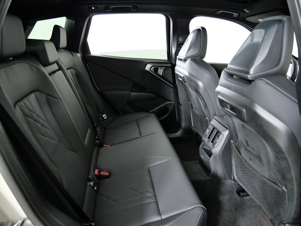 Thumbnail: 2026 BMW X3 - 27