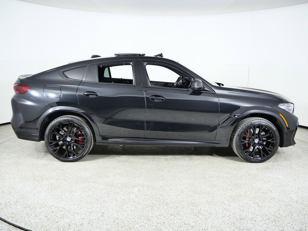 Thumbnail: 2023 BMW X6 - 9