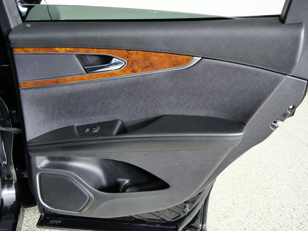 Thumbnail: 2017 Lincoln MKX - 25