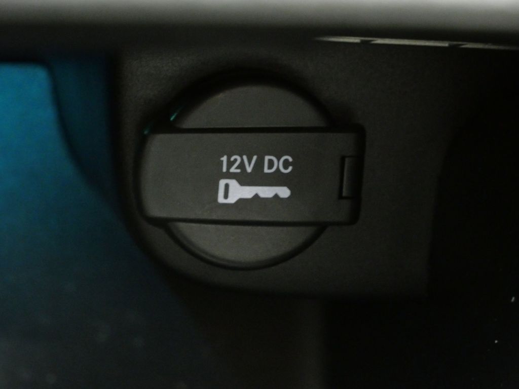 Thumbnail: 2011 Jeep Grand Cherokee - 44