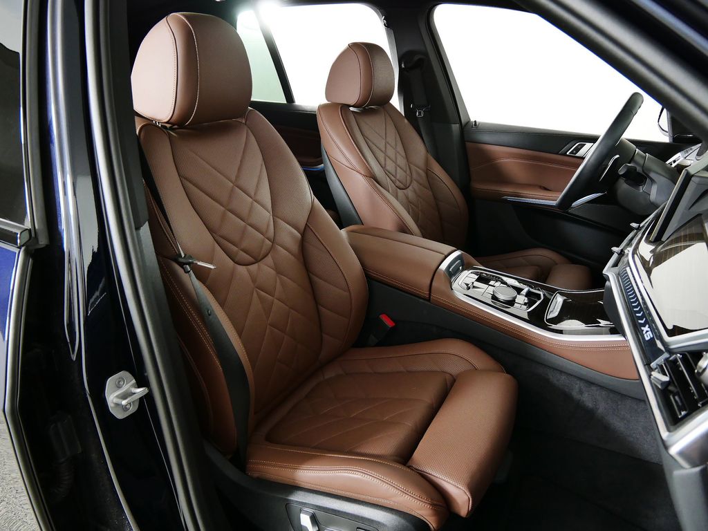 Thumbnail: 2024 BMW X5 - 21