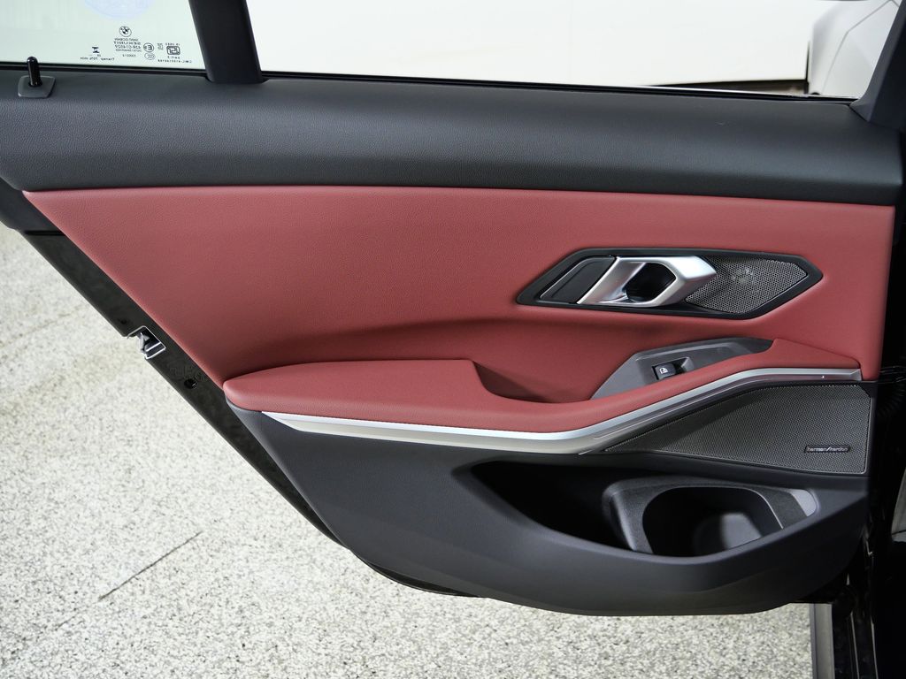 Thumbnail: 2026 BMW 3 Series - 29