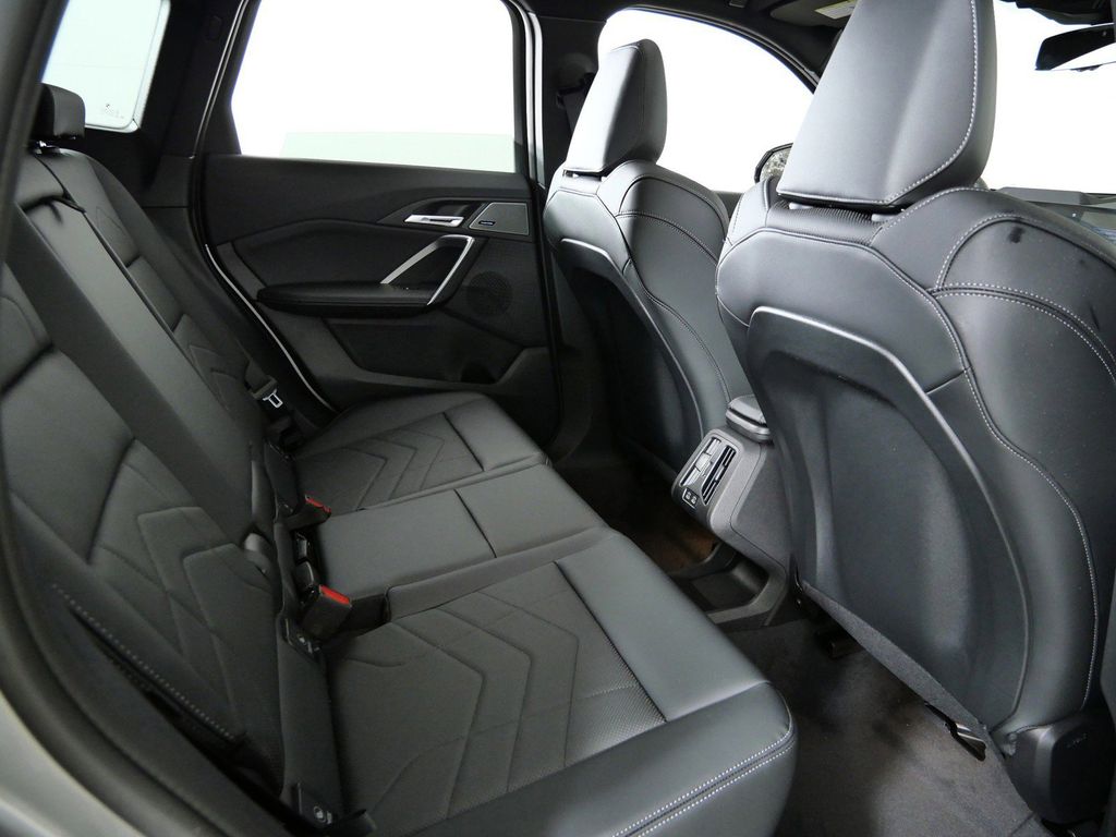Thumbnail: 2026 BMW X1 - 24
