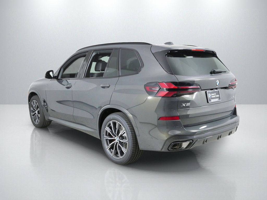 Thumbnail: 2026 BMW X5 - 14