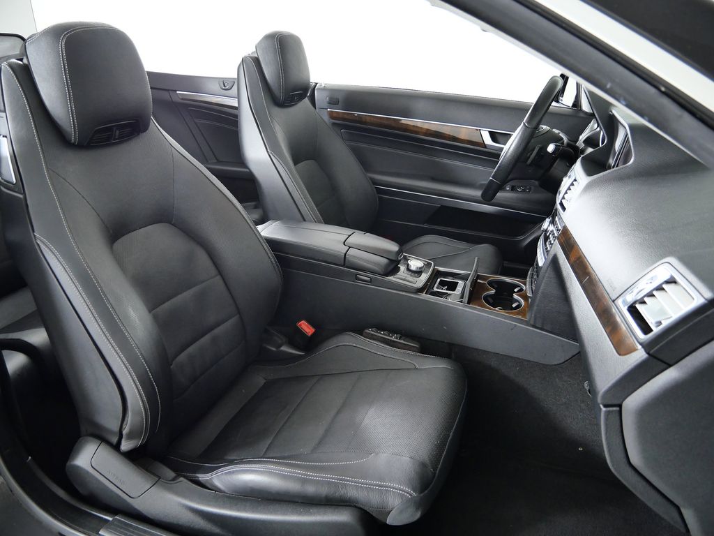 Thumbnail: 2014 Mercedes-Benz E-Class - 22