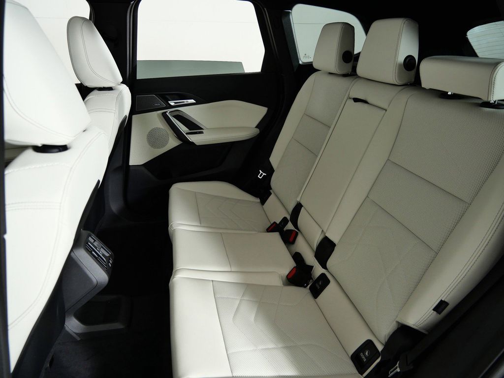 Thumbnail: 2026 BMW X1 - 30