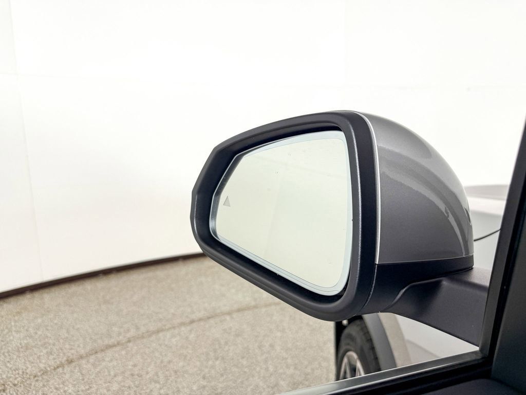 Thumbnail: 2025 BMW X1 - 38