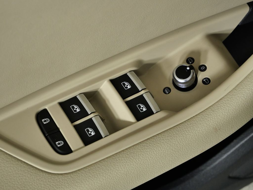 Thumbnail: 2021 Audi A4 - 36