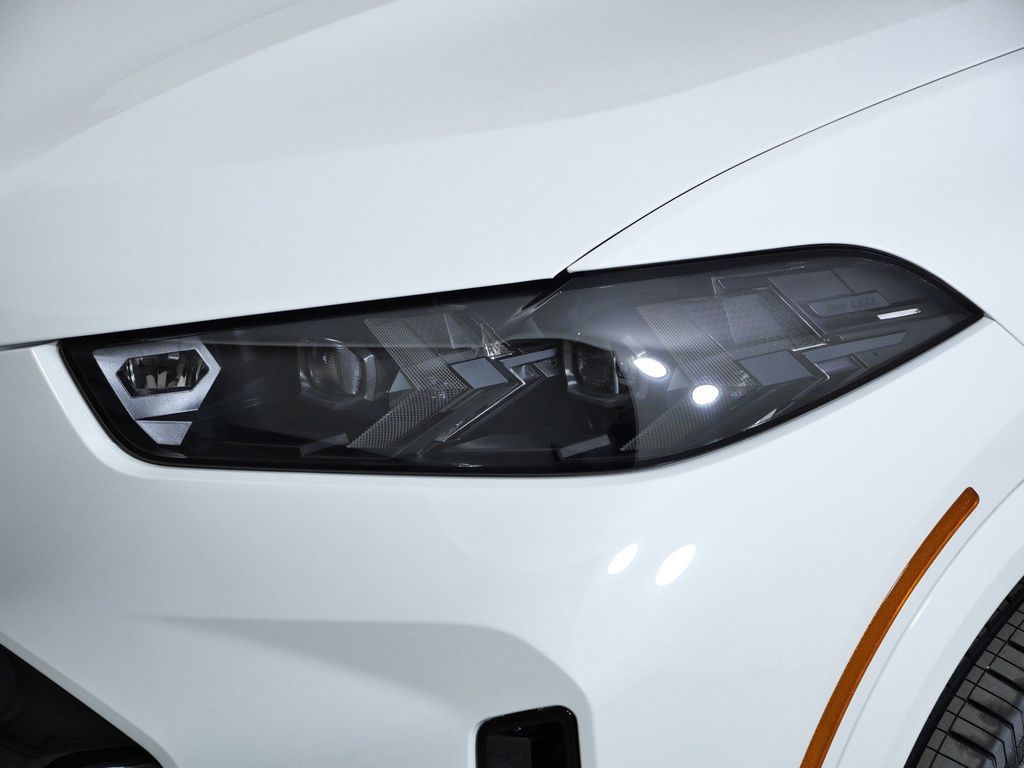Thumbnail: 2026 BMW X5 - 3
