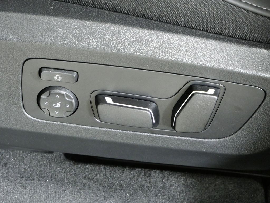 Thumbnail: 2026 BMW X3 - 39