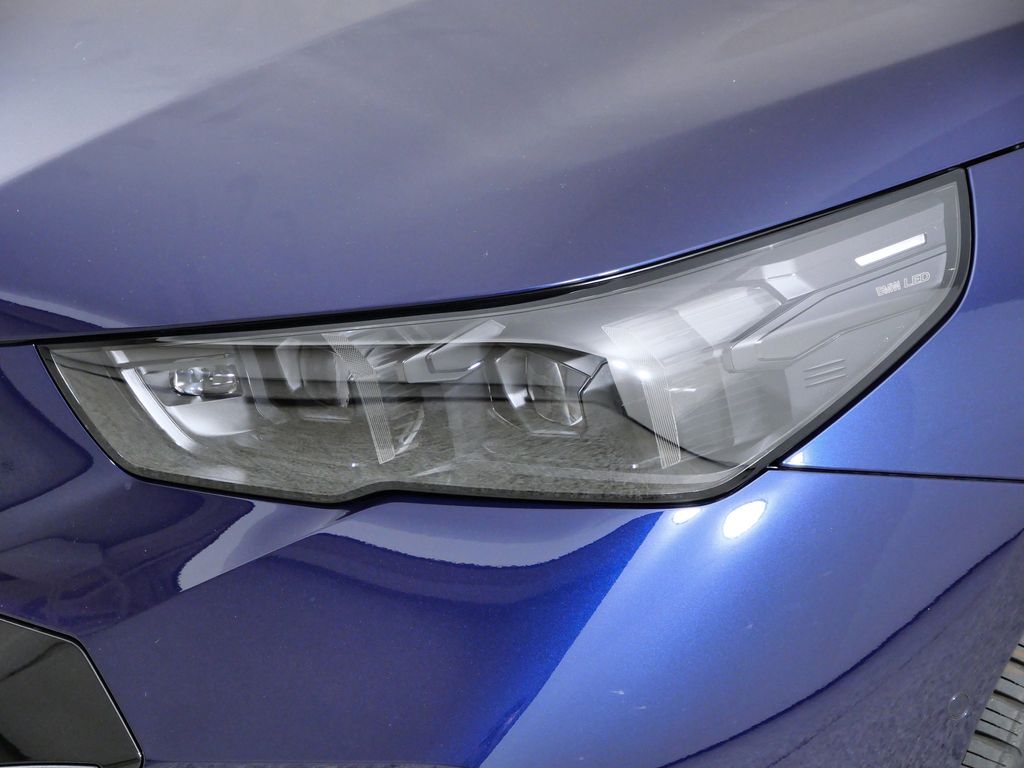 Thumbnail: 2026 BMW 5 Series - 3