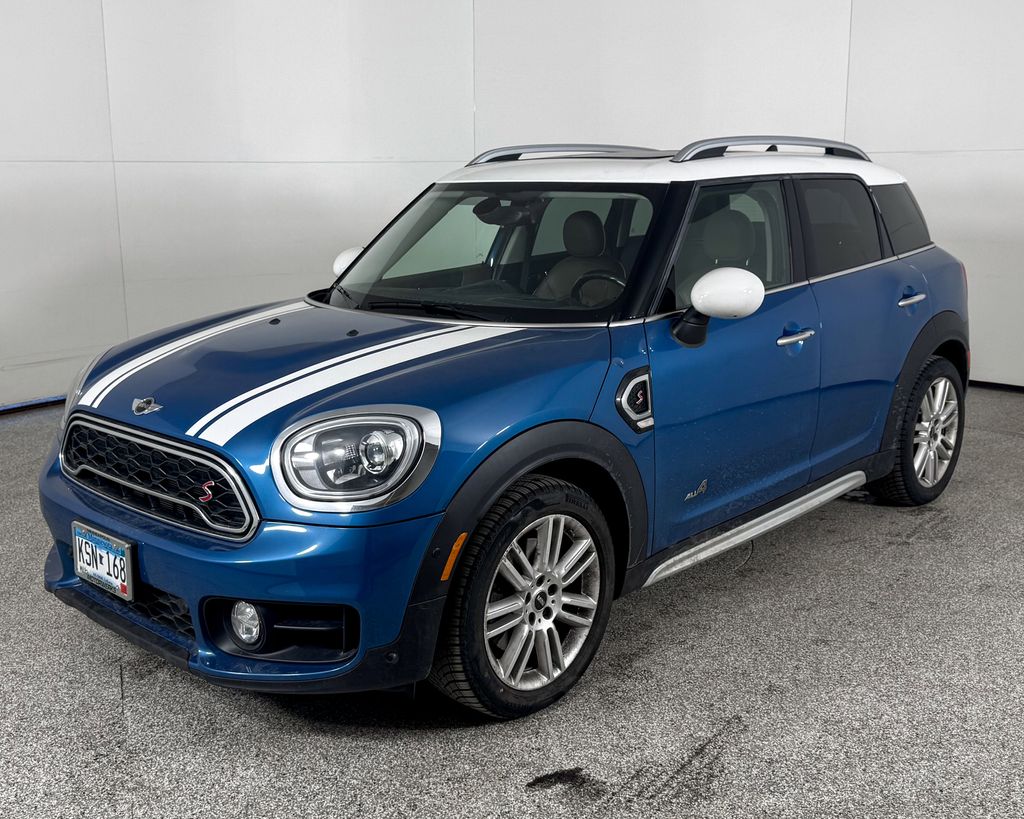 Thumbnail: 2017 MINI Cooper Countryman - 1