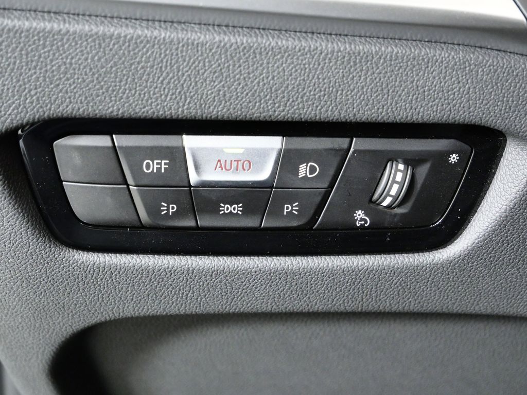 Thumbnail: 2026 BMW 3 Series - 38