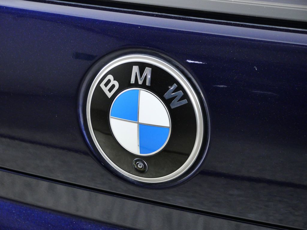 Thumbnail: 2023 BMW 7 Series - 14