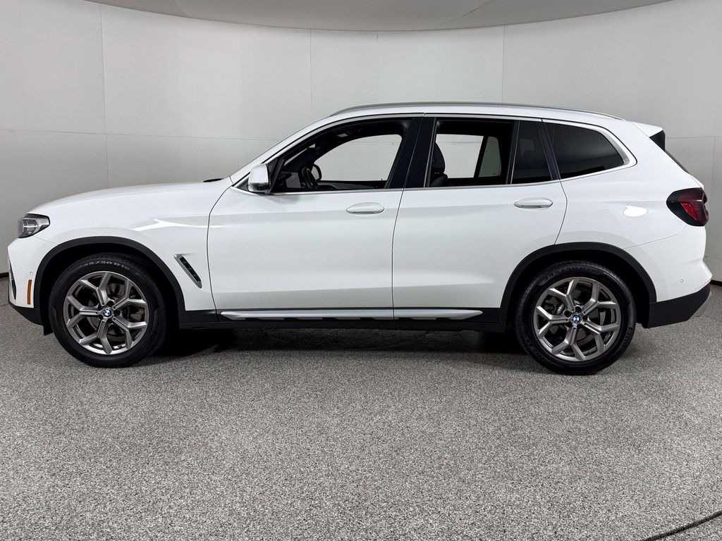 Thumbnail: 2023 BMW X3 - 6