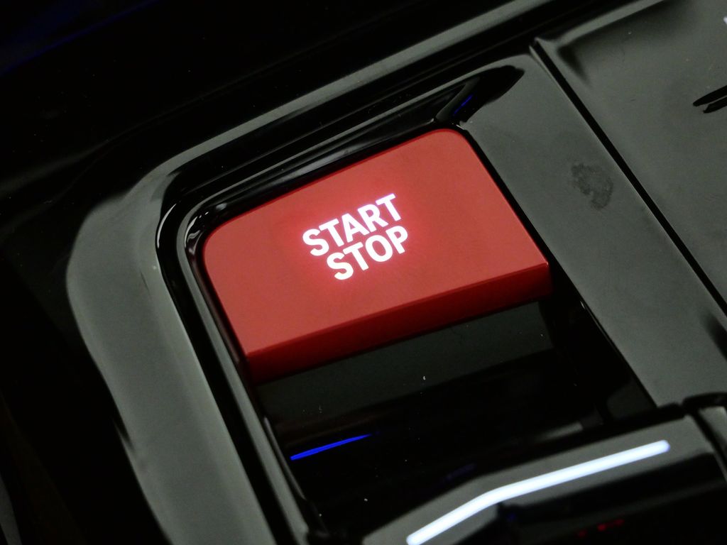 Thumbnail: 2026 BMW M5 - 46