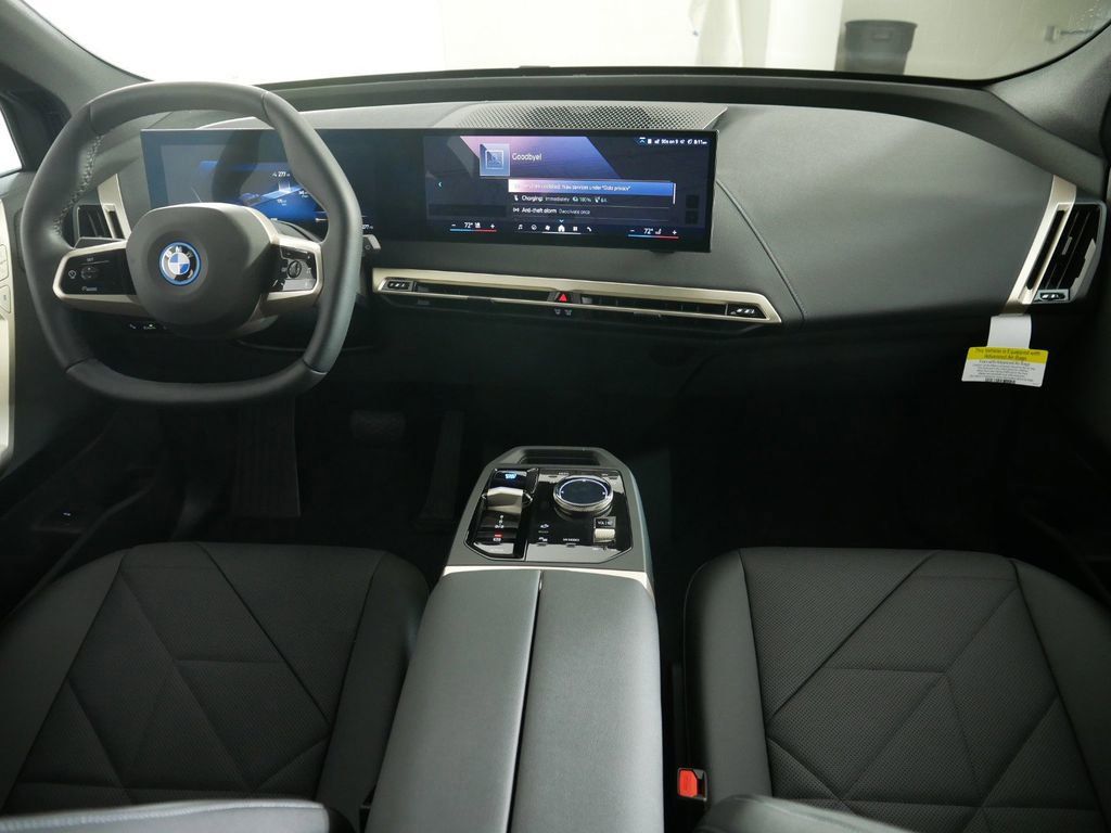 Thumbnail: 2025 BMW iX - 8