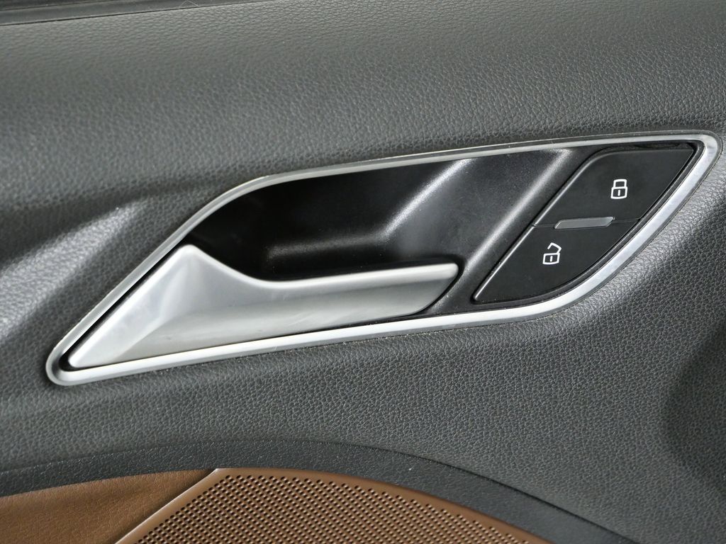 Thumbnail: 2016 Audi A3 - 35