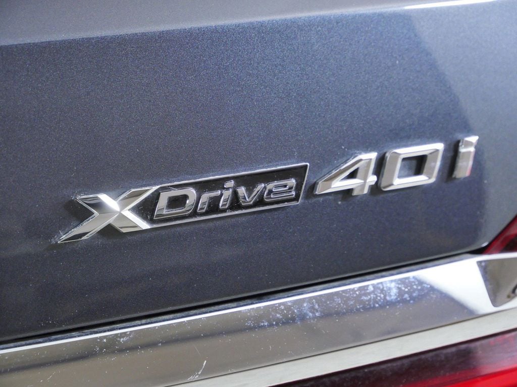 Thumbnail: 2022 BMW X7 - 15