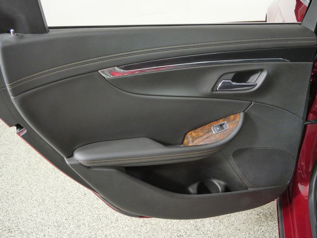 Thumbnail: 2014 Chevrolet Impala - 29