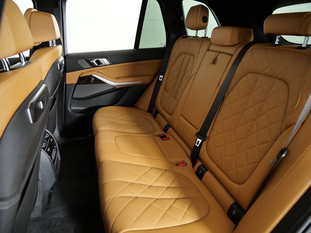 Thumbnail: 2024 BMW X5 - 38