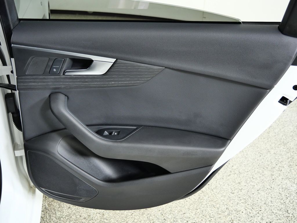 Thumbnail: 2018 Audi A4 - 25