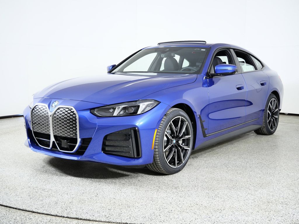 Thumbnail: 2026 BMW i4 - 1