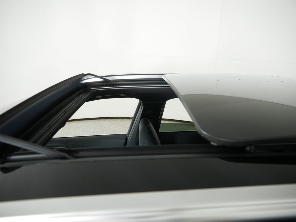 Thumbnail: 2025 BMW X1 - 21