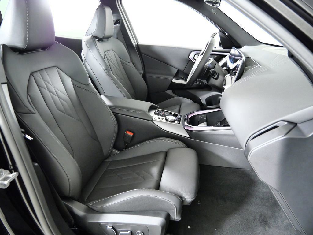 Thumbnail: 2026 BMW X3 - 23