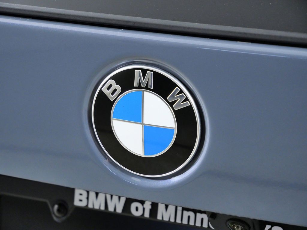Thumbnail: 2026 BMW X1 - 11