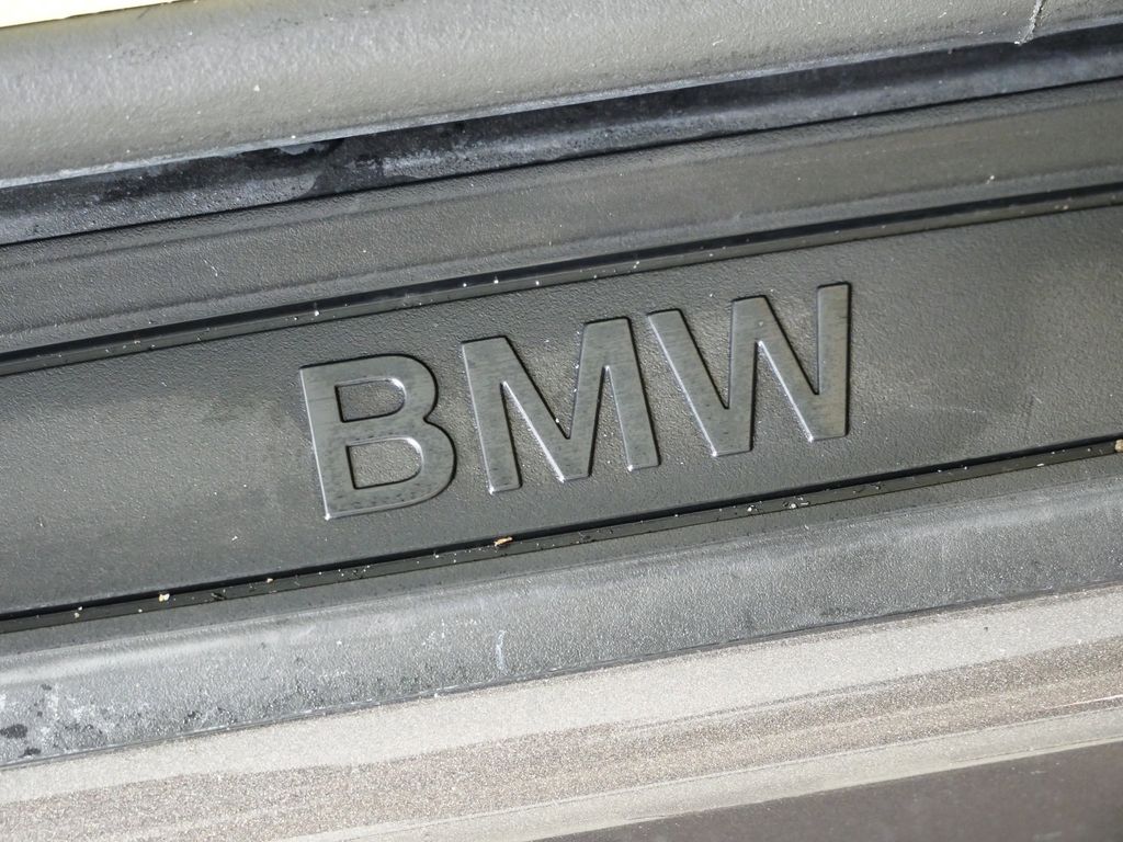 Thumbnail: 2015 BMW 3 Series - 24