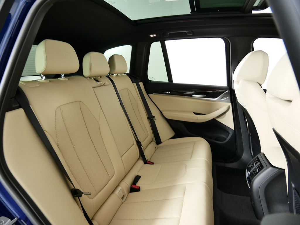 Thumbnail: 2024 BMW X3 - 25