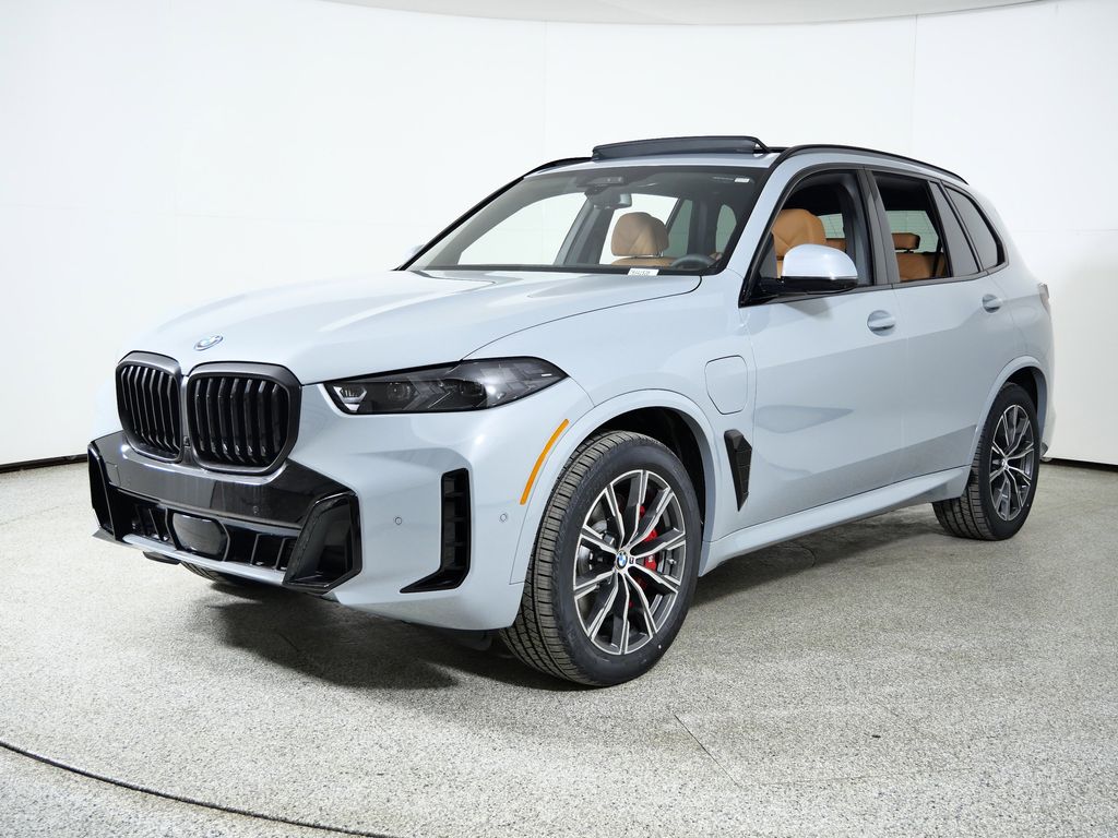 Thumbnail: 2026 BMW X5 - 1