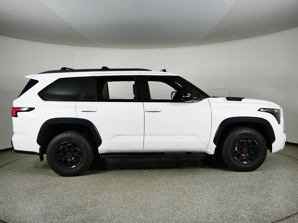 Thumbnail: 2024 Toyota Sequoia - 8
