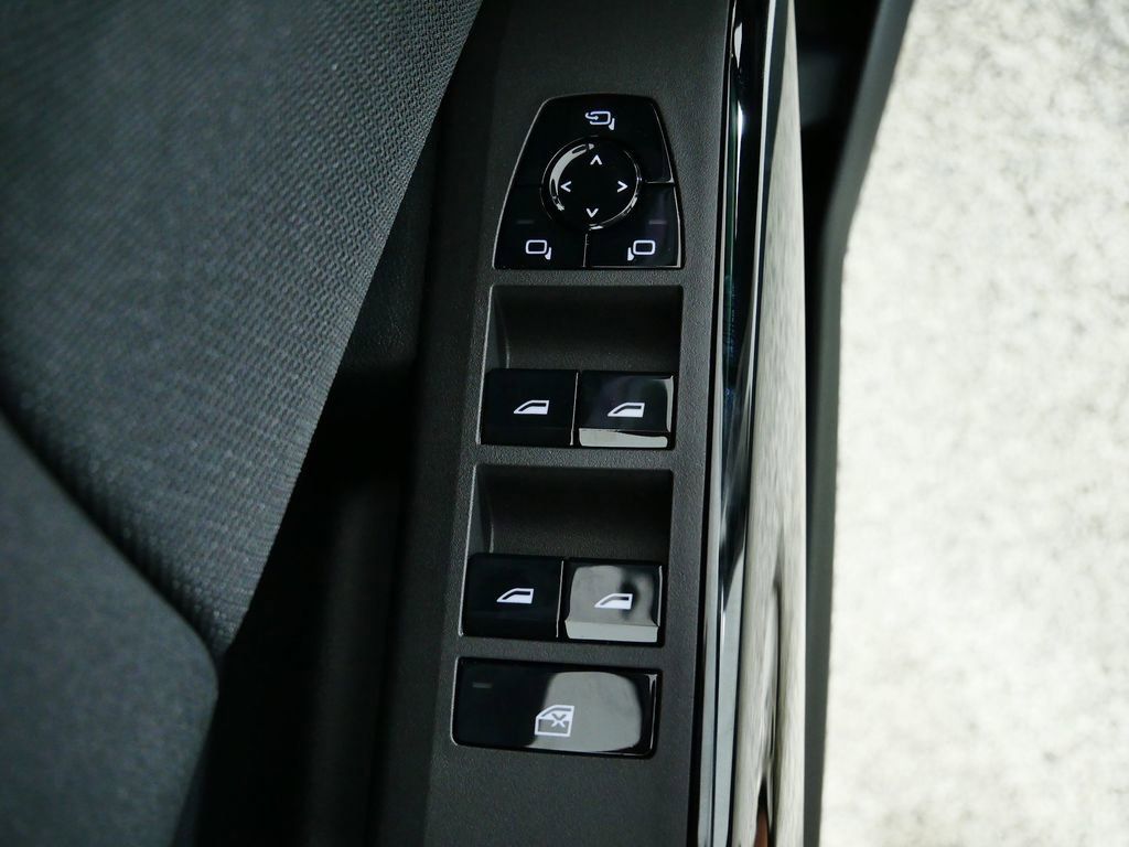 Thumbnail: 2026 BMW X3 - 36