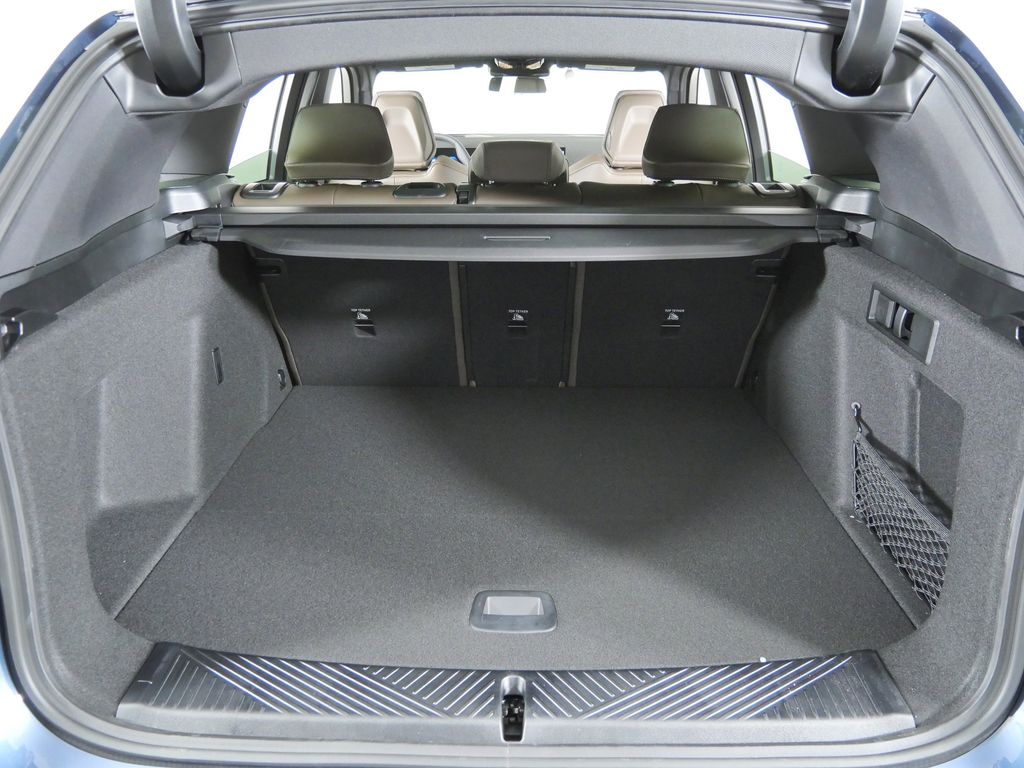 Thumbnail: 2026 BMW X3 - 27