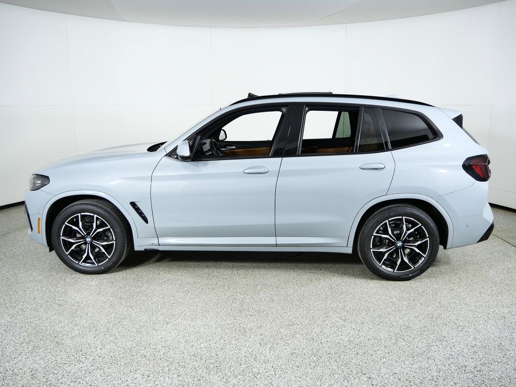 Thumbnail: 2023 BMW X3 - 18