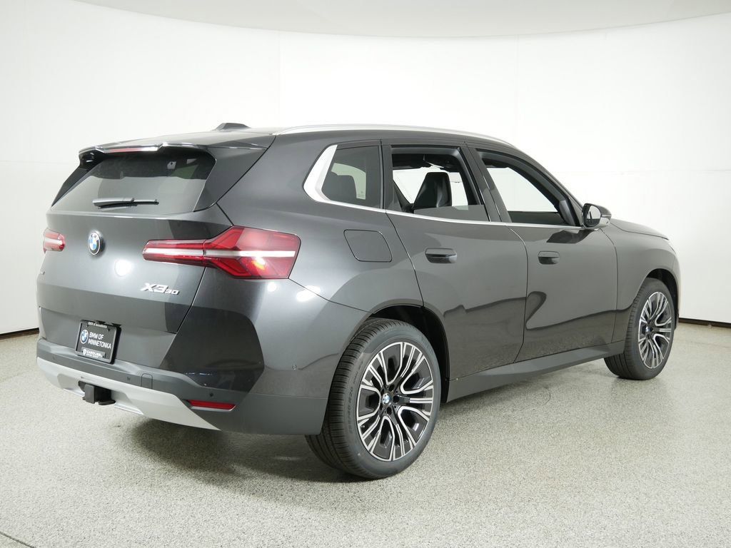 Thumbnail: 2025 BMW X3 - 10