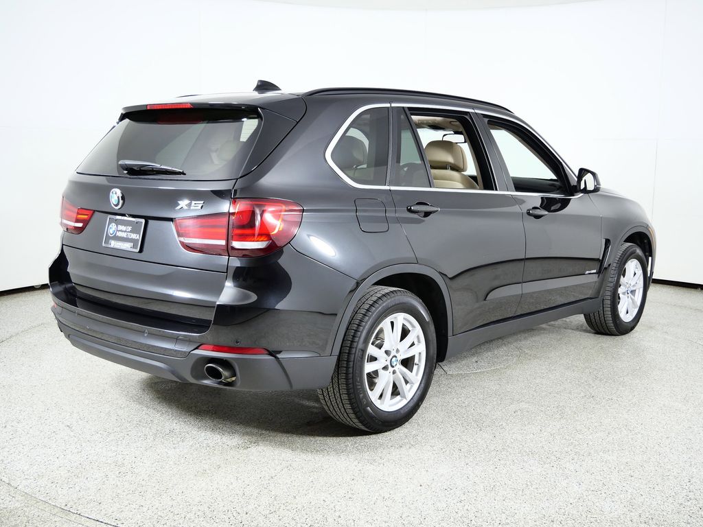 Thumbnail: 2015 BMW X5 - 10