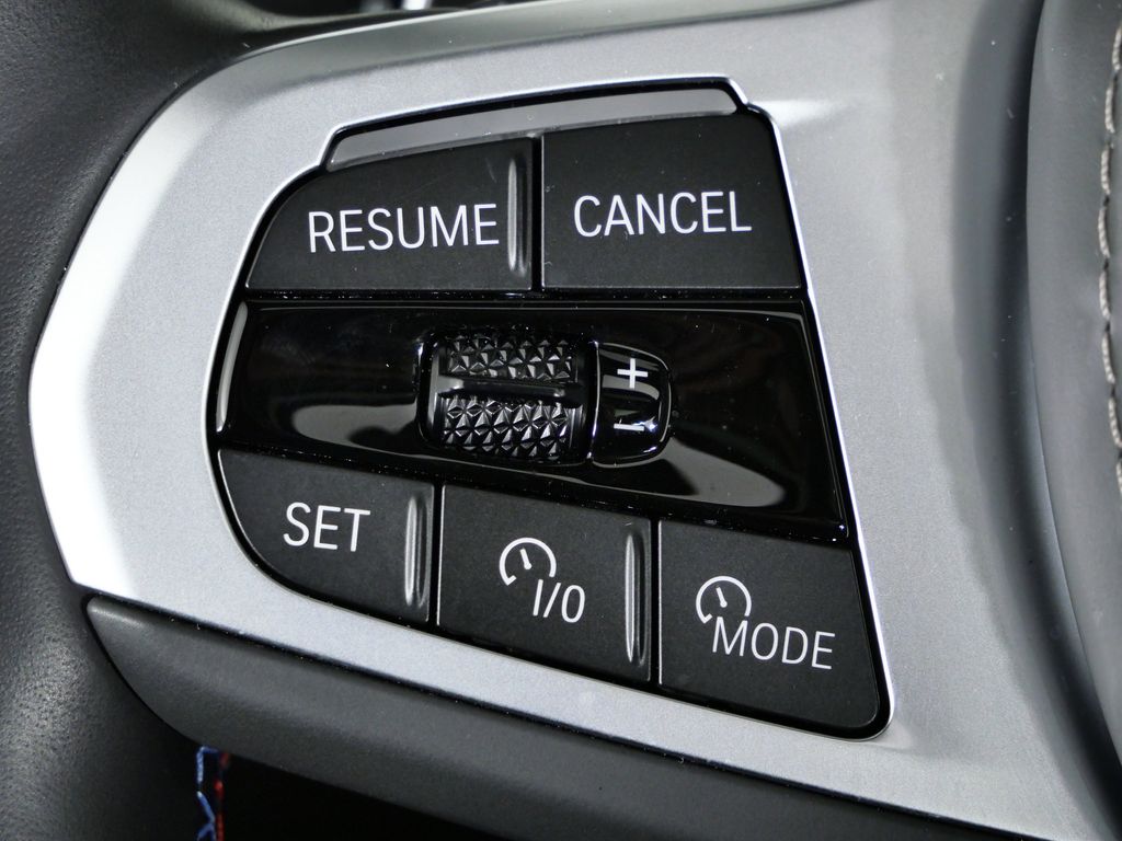 Thumbnail: 2025 BMW X7 - 42