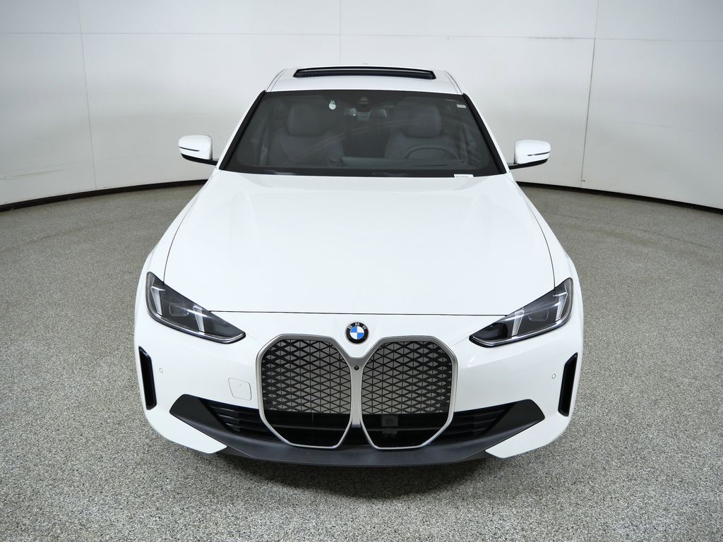 Thumbnail: 2026 BMW i4 - 16