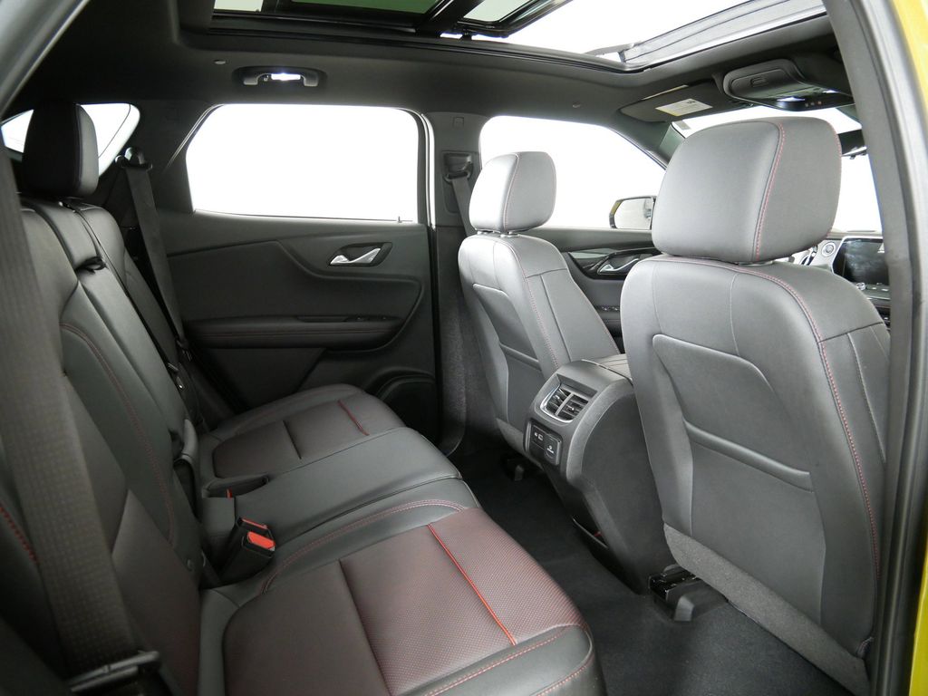 2022 Chevrolet Blazer RS 24